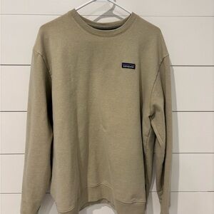 Patagonia Men's Crewneck Sweater in Tan